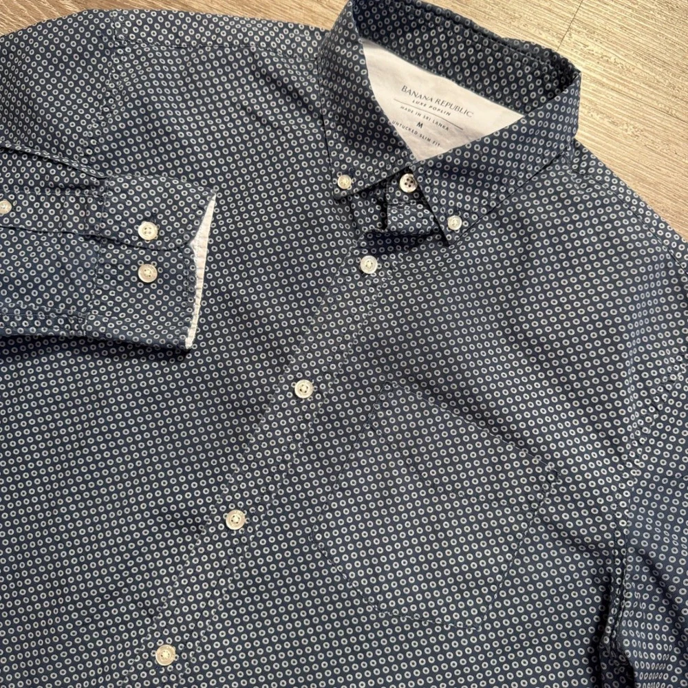 Banana Republic Shirt Mens M Blue Cotton Luxe Poplin Untucked Slim Fit Preppy